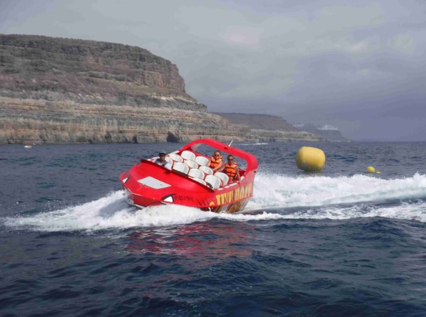 Speedboat